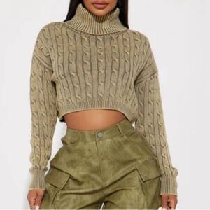 🦋NWT🦋 Fashion Nova Olive Cable Knit Turtleneck Sweater